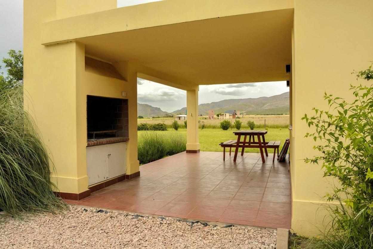 Cabanas De Las Pinturas Villa Sierra de la Ventana Luaran gambar