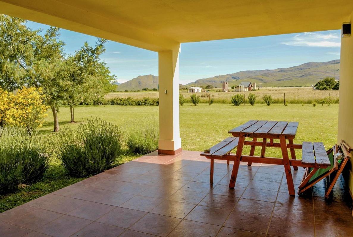 Cabanas De Las Pinturas Villa Sierra de la Ventana Luaran gambar