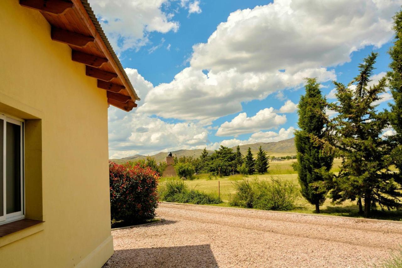 Cabanas De Las Pinturas Villa Sierra de la Ventana Luaran gambar