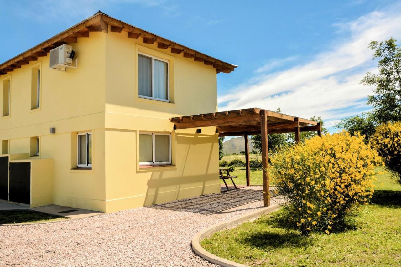 Cabanas De Las Pinturas Villa Sierra de la Ventana Luaran gambar